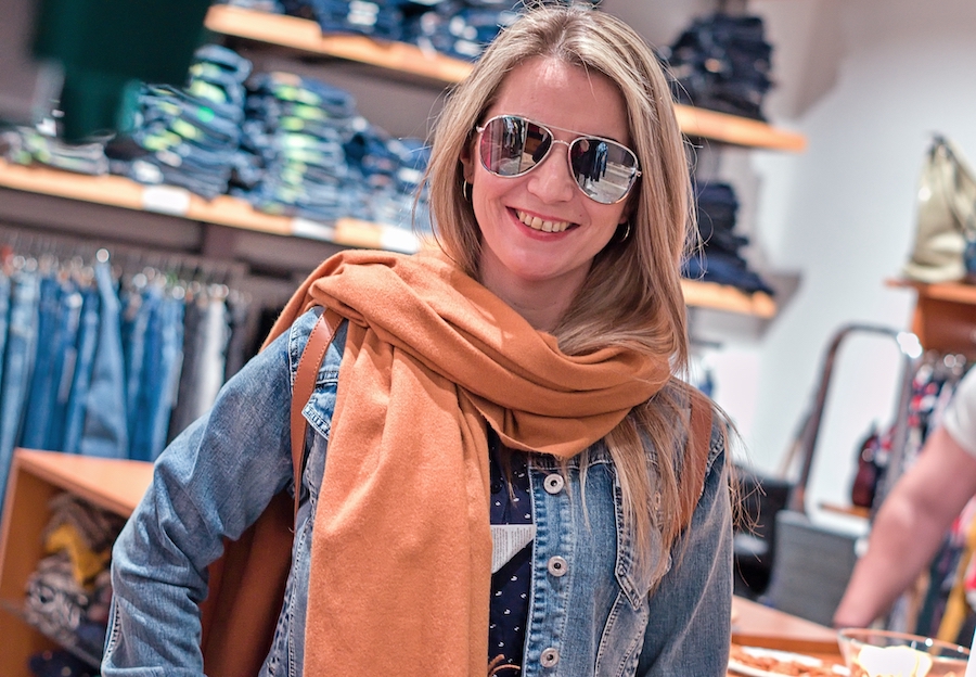 veronikabrandjeans-doplnky Veronika BRAND JEANS | Modelka – doplňky